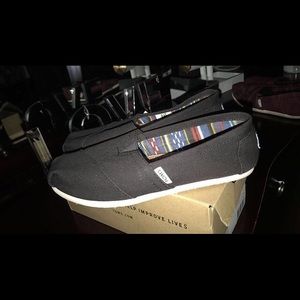 Toms (Black)